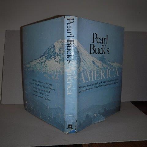 Image for Pearl Buck's America - A Personal Travelogue by Pearl S. Buck, Pulitzer Prize Winner and Nobel Laureate-with 200 Photographs from Life Magazine